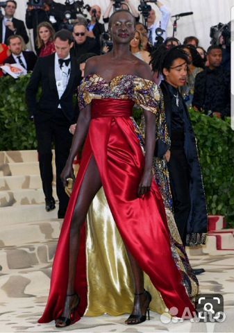 Роскошное вечернее платье Роскошное вечернее платье