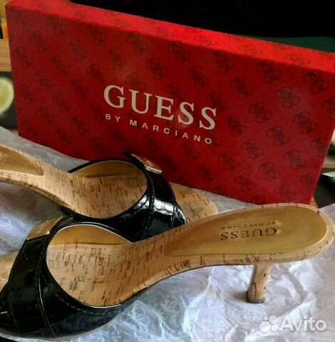 Шлепки Guess Шлепки Guess