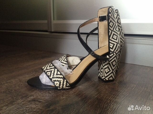 Босоножки, р. 38 Босоножки, р. 38
