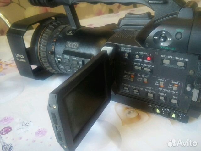 Видеокамера Panasonic DVX100be