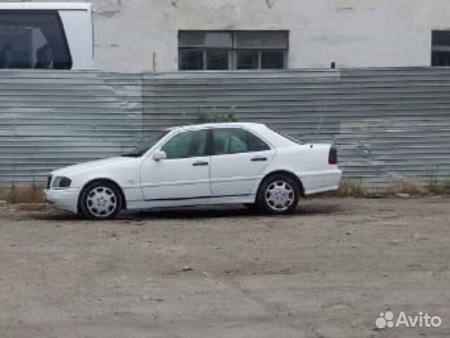 Mercedes-Benz C-класс 2.6 МТ, 1999, 290 000 км