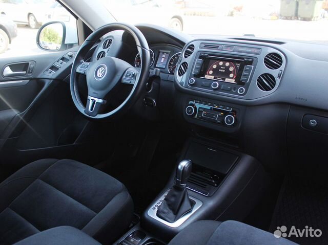 Volkswagen Tiguan 2.0 AT, 2014, 68 117 км