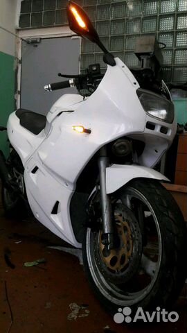 Suzuki gsx250f