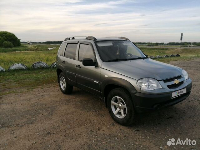 Chevrolet Niva 1.7 МТ, 2011, 100 000 км