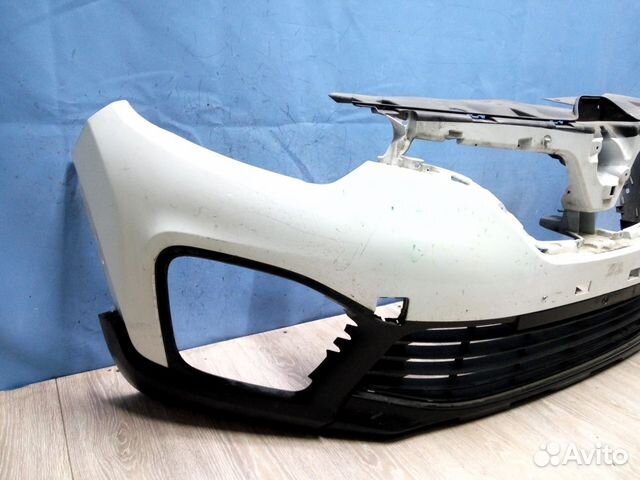 Бампер передний Renault Kaptur 2016