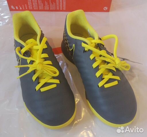 Новые детские футзалки Nike Tiempo 35 размер Новые детские футзалки Nike Tiempo 35 размер