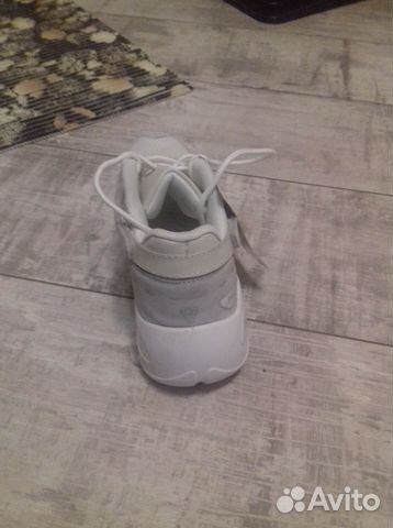 Кроссовки новые balenciaga Кроссовки новые balenciaga