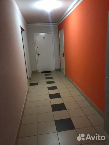 2-к квартира, 49 м², 1/10 эт.