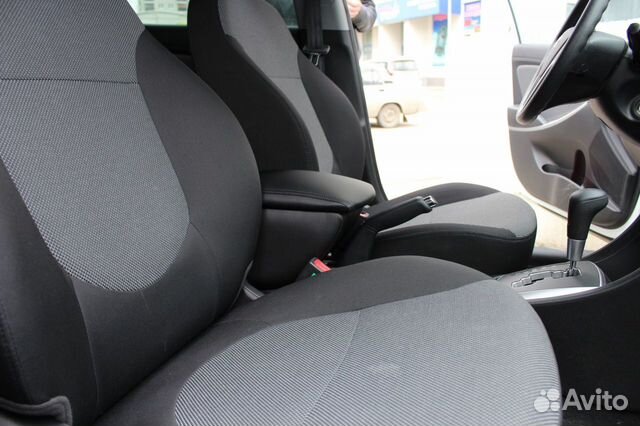 Подлокотник на Hyundai Solaris