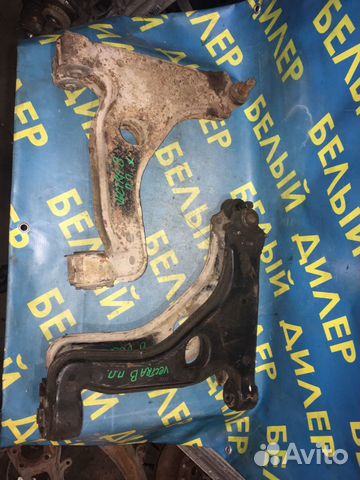 Передний нижний рычаг Opel Vectra B