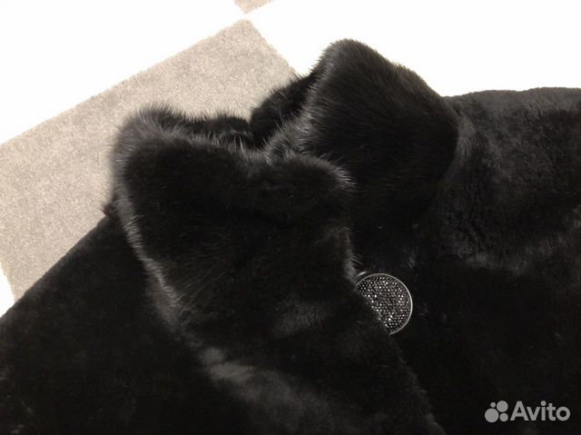 Шуба из мутона с отделкой из норки Шуба из мутона с отделкой из норки