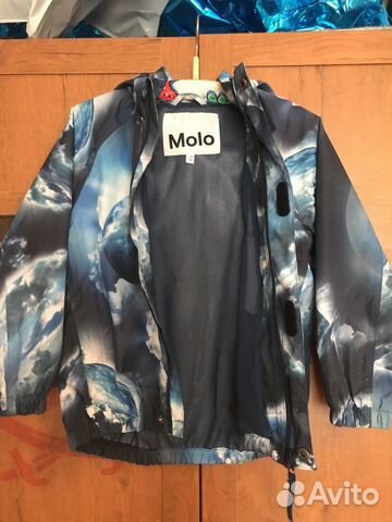 Ветровка molo б/у 110-116 Ветровка molo б/у 110-116