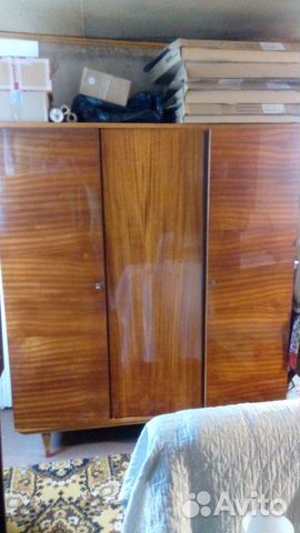 Шкаф