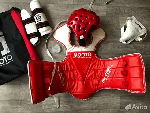 Защита для тхэквондо Mooto (полный комплект) Защита для тхэквондо Mooto (полный комплект)
