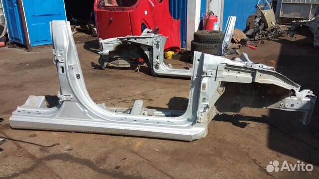 Порог со стойкой правый Hyundai Elantra 5 MD (2010 Порог со стойкой правый Hyundai Elantra 5 MD (2010