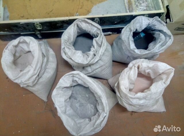 Кварцевый и мраморный песок разных цветов, 1 кг Кварцевый и мраморный песок разных цветов, 1 кг