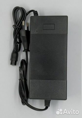 Зарядное устройство для электро самоката Kugoo m4