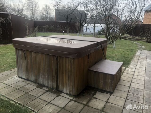 Джакузи, гидромассажный бассеин Джакузи, гидромассажный бассеин