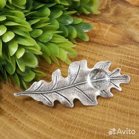 Брошь Дубовый лист с каплей серебристый