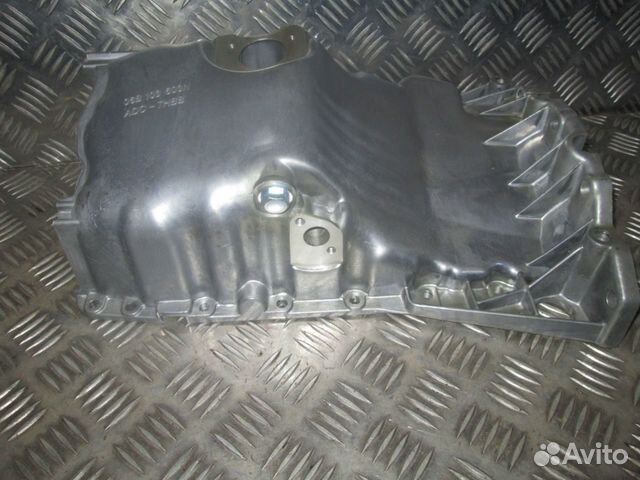 Поддоны, Ауди, VW 038103603L 06B103603N новый Поддоны, Ауди, VW 038103603L 06B103603N новый