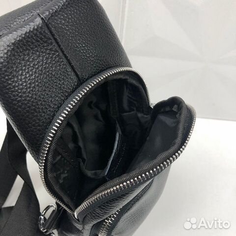 Новая мужская сумка через плечо кожа Calvin Klein Новая мужская сумка через плечо кожа Calvin Klein