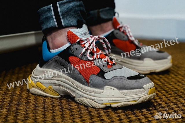 Кроссовки Balenciaga Triple S Кроссовки Balenciaga Triple S