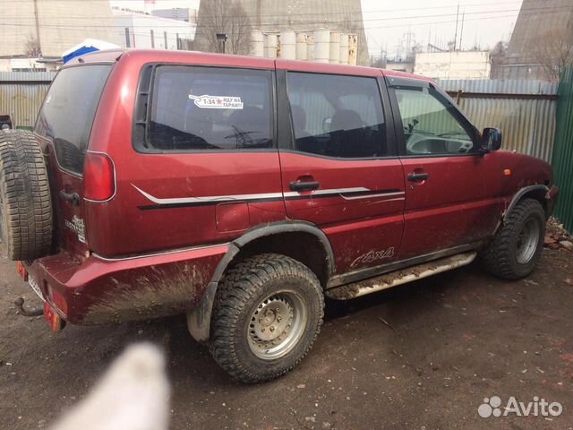 Nissan Terrano 2.4 МТ, 1995, 360 000 км