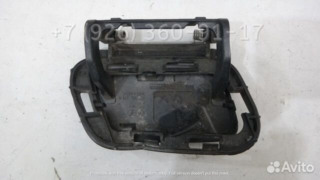 Крышка форсунки омывателя фар передняя левая Audi