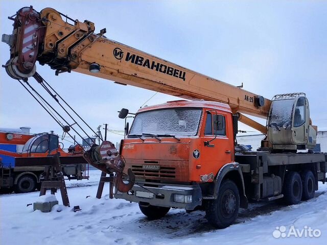 Аренда автовышки и услуги спецтехники Аренда автовышки и услуги спецтехники