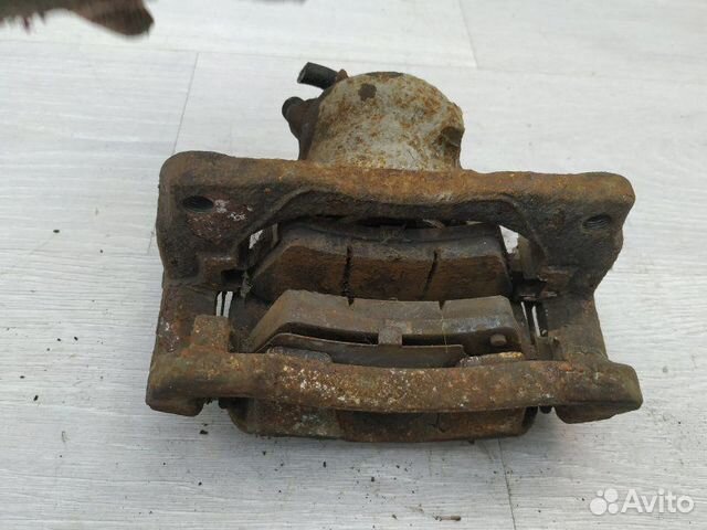 Суппорт передний левый 5512079J10 Suzuki SX4