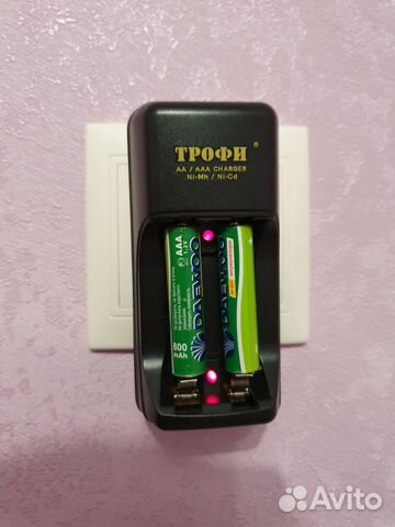 Зарядное устройство и батарейки