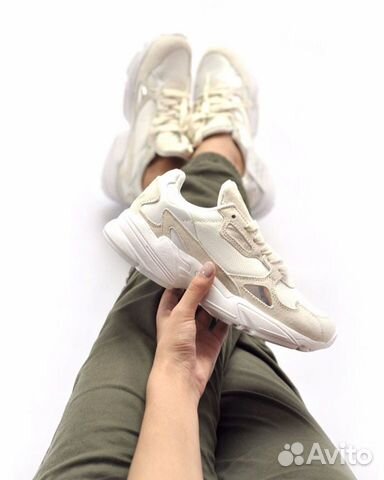 Кроссовки Adidas Falcon Кроссовки Adidas Falcon