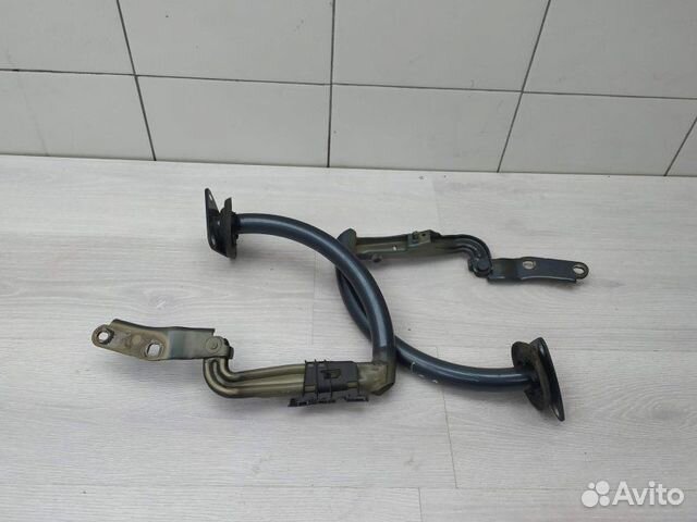 Петли крышки багажника 3C5827301B VW Passat (B6) 2