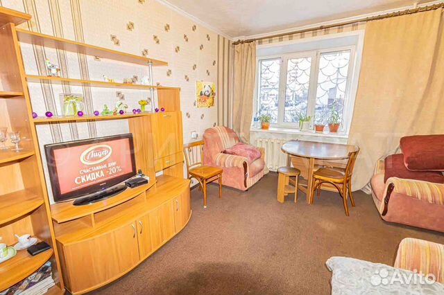 2-к квартира, 47 м², 1/10 эт.
