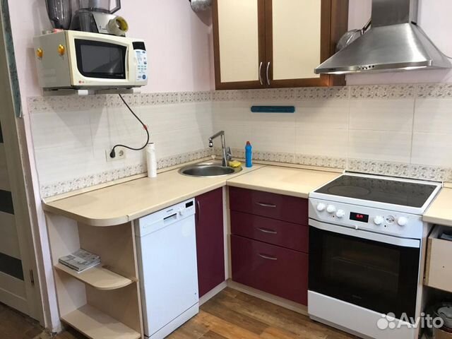 4-к квартира, 78 м², 8/10 эт.