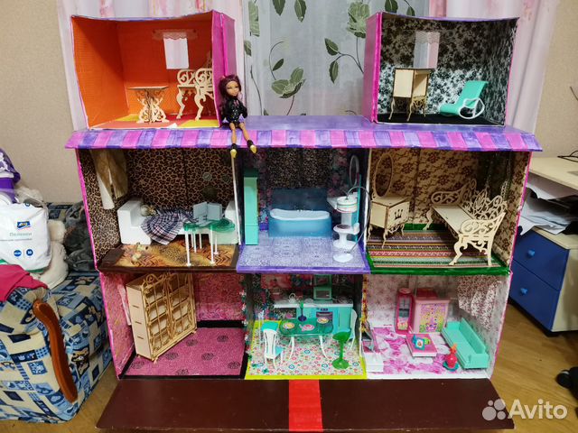 Домик для кукол monster high