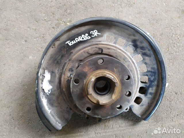 Кулак поворотный задний правый Volkswagen Touareg Кулак поворотный задний правый Volkswagen Touareg