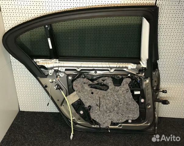 Bmw g12 дверь задняя левая Bmw g12 дверь задняя левая