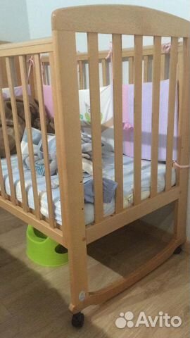 Продаю кроватку детскую, 0-3 года, массив бука