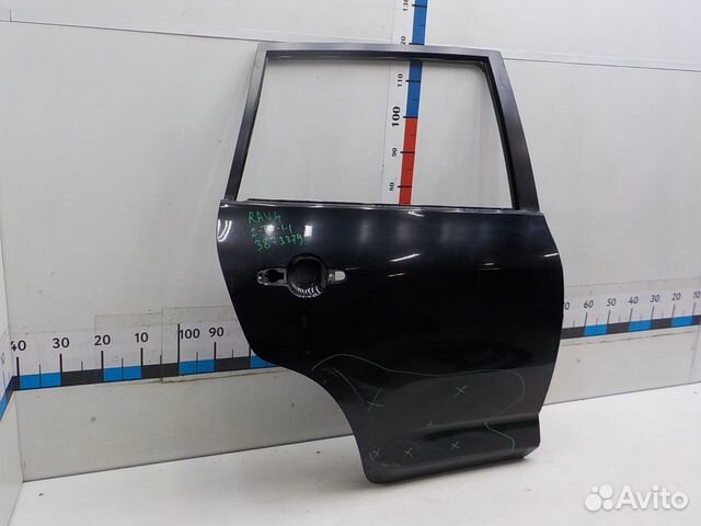 Дверь задняя правая на Toyota RAV-4 Дверь задняя правая на Toyota RAV-4
