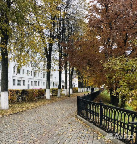 2-к квартира, 43 м², 1/4 эт.
