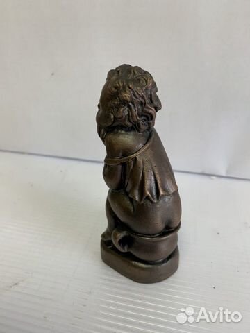 Бронзовая фигура 