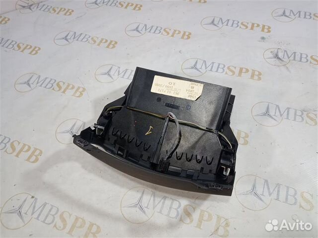 Дефлектор воздушный Mercedes E-Class W211 OM642