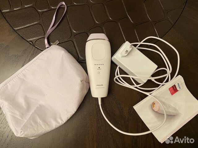 Фотоэпилятор Philips Lumea Essential BRI863/00 Фотоэпилятор Philips Lumea Essential BRI863/00