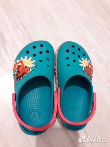 crocs converse