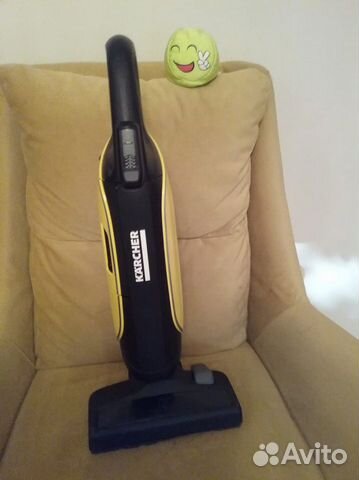 Вертикальный пылесос Karcher VC5