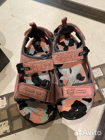 Кеды и сандали Ecco для девочки