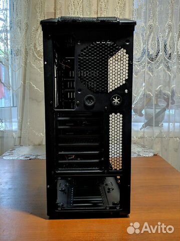 Продаю корпус Zalman Z9 Plus