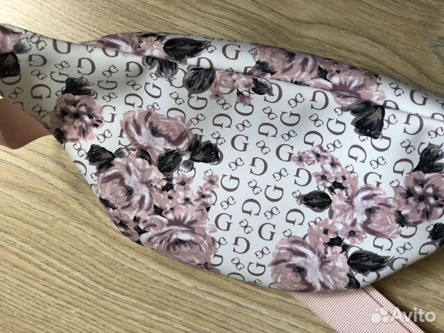 Новая сумка на пояс Guess оригинал