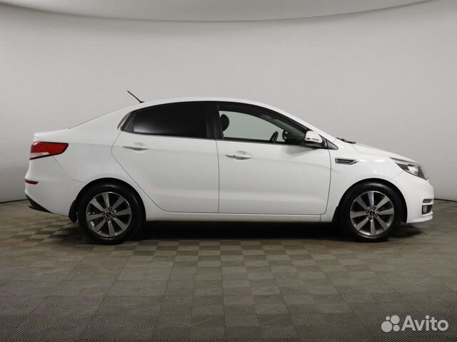KIA Rio 1.6 AT, 2015, 70 619 км KIA Rio 1.6 AT, 2015, 70 619 км